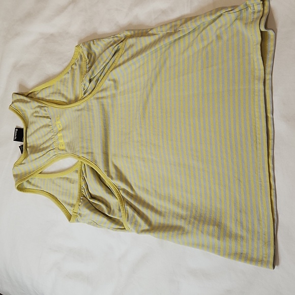 Bench Tank - Picture 2 of 3